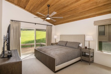 Move-in ready! End unit located on the Elkhorn Golf Course, this on Elkhorn Golf Club in Idaho - for sale on GolfHomes.com, golf home, golf lot