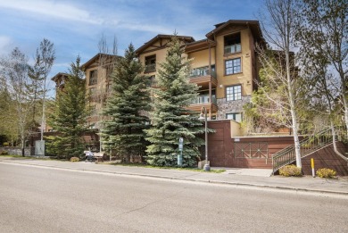 Elkhorn Springs Penthouse with 4BR, 4.5 baths, TV area, great on Elkhorn Golf Club in Idaho - for sale on GolfHomes.com, golf home, golf lot