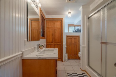 This stunning, fully furnished 4 bed and 2 bath lakefront chalet on Innsbrook Resort Golf Course in Missouri - for sale on GolfHomes.com, golf home, golf lot