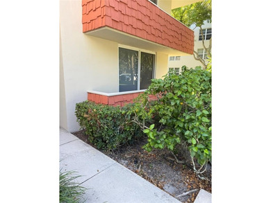 DO NOT MISS THE OPPORTUNITY TO PURCHASE THIS PHENOMENAL PROPERTY on Palm-Aire Country Club and Resort - The Oaks in Florida - for sale on GolfHomes.com, golf home, golf lot