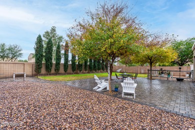 SHOWS LIKE A MODEL - EXTRA PARKING -OVERSIZED LOT- PREMIUM on Las Colinas Golf Club in Arizona - for sale on GolfHomes.com, golf home, golf lot