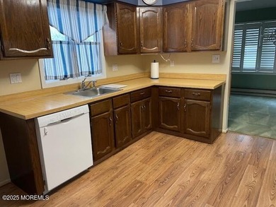 Popular Hawthorne model located in sought after Lions Head South on Lions Head Country Club in New Jersey - for sale on GolfHomes.com, golf home, golf lot