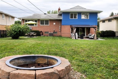 Welcome to 6921 Hollywood Dr in Parma, a lovely split-level home on Ridgewood Golf Course in Ohio - for sale on GolfHomes.com, golf home, golf lot
