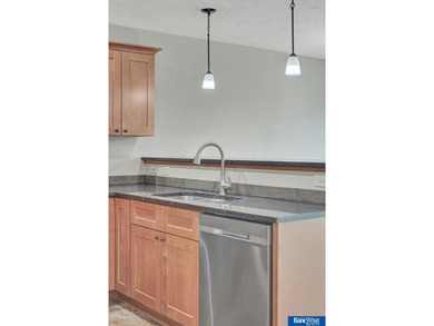 Come see this beautiful 2 story townhome in NE Lincoln! This on Mahoney Golf Course in Nebraska - for sale on GolfHomes.com, golf home, golf lot