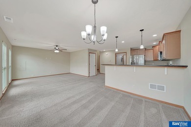 Come see this beautiful 2 story townhome in NE Lincoln! This on Mahoney Golf Course in Nebraska - for sale on GolfHomes.com, golf home, golf lot