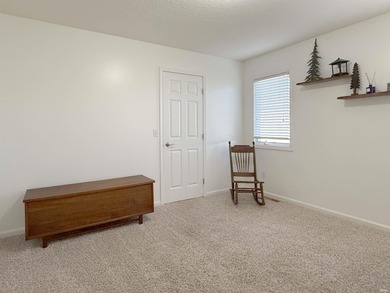 Start Showing Date: 11/1/2025 OPEN HOUSE 11/1/25 from 1-3 PM on Eagle Glen Golf Club in Indiana - for sale on GolfHomes.com, golf home, golf lot