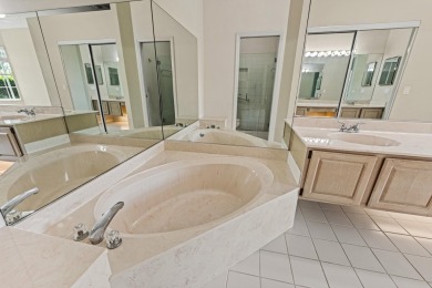 LIGHT & BRIGHT 2BR/2BA/1CG VILLA! Located in Fairway Isles on a on  in Florida - for sale on GolfHomes.com, golf home, golf lot