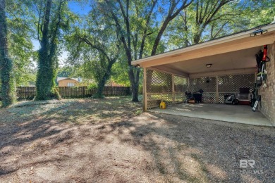 Located in Daphne's Lake Forest community, this move-in ready 3 on Lake Forest Yacht and Country Club in Alabama - for sale on GolfHomes.com, golf home, golf lot