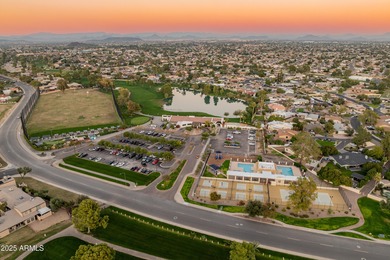 Golf Community Living, under $300k!! Move-in ready, Single-Level on Bellaire Golf Club in Arizona - for sale on GolfHomes.com, golf home, golf lot