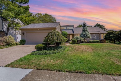 This meticulously maintained one owner 3-bedroom, 2 full + 2 on Little Turtle Golf Club in Ohio - for sale on GolfHomes.com, golf home, golf lot