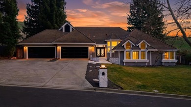 LOOKING FOR THAT ULTRA SPECIAL CUSTOM HOME IN THE PRESTIGIOUS on Blackhawk Country Club East-Falls in California - for sale on GolfHomes.com, golf home, golf lot