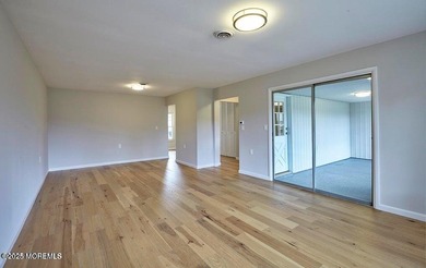 Welcome to Leisure Village West! This renovated unit one of the on Leisure Village West Assoc. in New Jersey - for sale on GolfHomes.com, golf home, golf lot