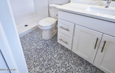 Welcome to Leisure Village West! This renovated unit one of the on Leisure Village West Assoc. in New Jersey - for sale on GolfHomes.com, golf home, golf lot