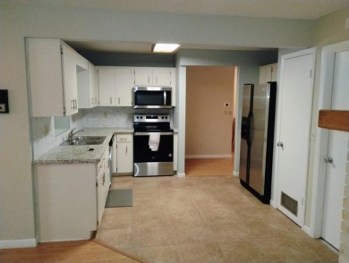 One of the lowest priced homes WITH BETWEEN 1550-1700 SQUARE on On Top of the World Golf Course in Florida - for sale on GolfHomes.com, golf home, golf lot