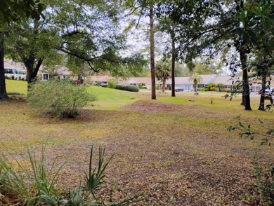 One of the lowest priced homes WITH BETWEEN 1550-1700 SQUARE on On Top of the World Golf Course in Florida - for sale on GolfHomes.com, golf home, golf lot