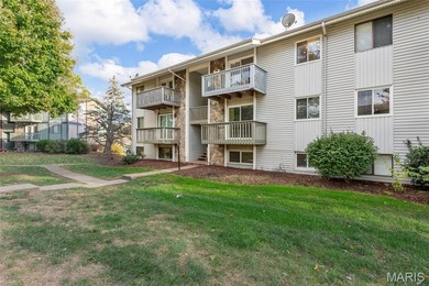 Enjoy what Lake St. Louis has to offer at an AMAZING price! on Lake Saint Louis Par 3 in Missouri - for sale on GolfHomes.com, golf home, golf lot