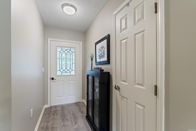 Fantastic opportunity to purchase this well maintained home on on Indian Hills Country Club in Arkansas - for sale on GolfHomes.com, golf home, golf lot