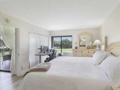 Welcome to this beautifully updated 2 bed, 2 bath, 2nd floor on Indian Spring Golf and Country Club in Florida - for sale on GolfHomes.com, golf home, golf lot