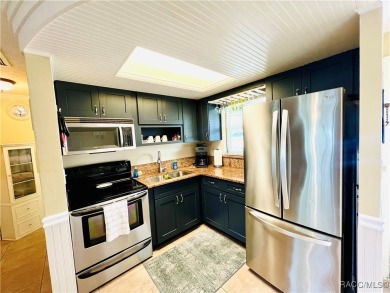 Charming and Updated Crystal River Condo - Perfect for Easy on Plantation Inn and Golf Resort  in Florida - for sale on GolfHomes.com, golf home, golf lot