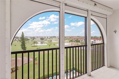 Enjoy golf daily. Beautifully renovated top floor corner condo on High Point Country Club in Florida - for sale on GolfHomes.com, golf home, golf lot