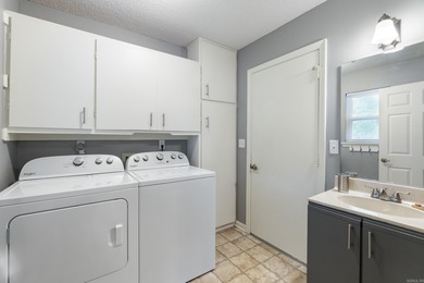 Fantastic opportunity to purchase this well maintained home on on Indian Hills Country Club in Arkansas - for sale on GolfHomes.com, golf home, golf lot