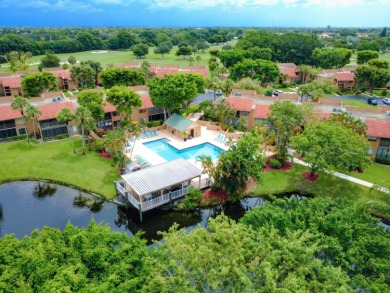 Welcome to this beautifully updated 2 bed, 2 bath, 2nd floor on Indian Spring Golf and Country Club in Florida - for sale on GolfHomes.com, golf home, golf lot