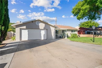 THIS HOME IS PRICED TO SELL! Check out this charming home that on Cerbat Cliffs Golf Course in Arizona - for sale on GolfHomes.com, golf home, golf lot