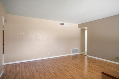 THIS HOME IS PRICED TO SELL! Check out this charming home that on Cerbat Cliffs Golf Course in Arizona - for sale on GolfHomes.com, golf home, golf lot