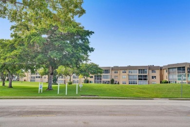 ABSOLUTELY GORGEOUS RENOVATED CONDO 2 BED / 2 BATH TURNKEY on Sunrise Lakes Phase III in Florida - for sale on GolfHomes.com, golf home, golf lot