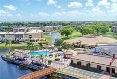 ABSOLUTELY GORGEOUS RENOVATED CONDO 2 BED / 2 BATH TURNKEY on Sunrise Lakes Phase III in Florida - for sale on GolfHomes.com, golf home, golf lot