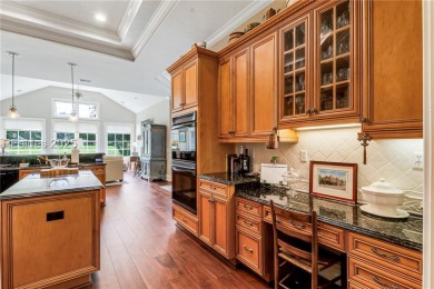 Classic Belfair golf course home - 4 ensuite bedrooms with on Belfair Golf Club in South Carolina - for sale on GolfHomes.com, golf home, golf lot