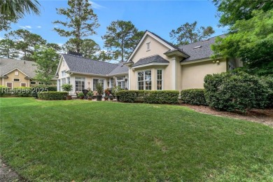 Classic Belfair golf course home - 4 ensuite bedrooms with on Belfair Golf Club in South Carolina - for sale on GolfHomes.com, golf home, golf lot