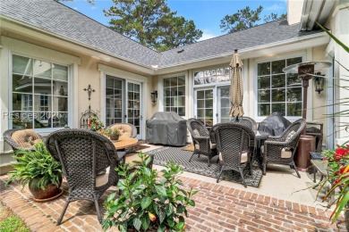 Classic Belfair golf course home - 4 ensuite bedrooms with on Belfair Golf Club in South Carolina - for sale on GolfHomes.com, golf home, golf lot