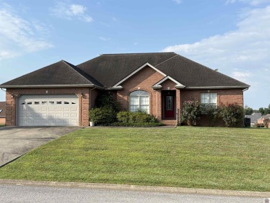 Ever wanted to live in a Golf Course Subdivision?  Now is your on Arrowhead Golf Club in Kentucky - for sale on GolfHomes.com, golf home, golf lot