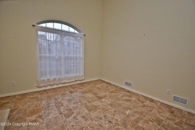 WELL-MAINTAINED 3bd/3.5ba END UNIT Townhome in the highly on The Club At Morgan Hill in Pennsylvania - for sale on GolfHomes.com, golf home, golf lot