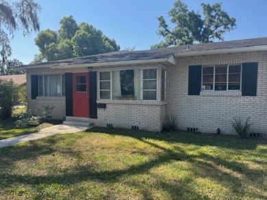 NO HOA!! Nestled in the heart of South Lakeland, this charming on Cleveland Heights Golf Course in Florida - for sale on GolfHomes.com, golf home, golf lot