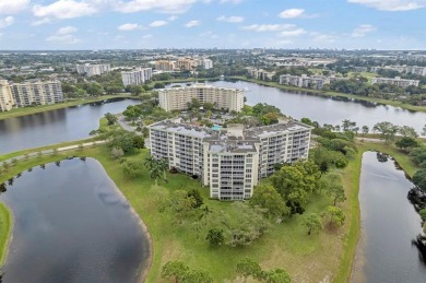 NEW  PRICE REDUCTION!!!!  3 BEDROOM CORNER UNIT!! WATER VIEW on Palm-Aire Country Club and Resort - Palms in Florida - for sale on GolfHomes.com, golf home, golf lot