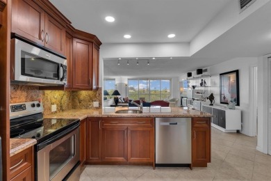 NEW  PRICE REDUCTION!!!!  3 BEDROOM CORNER UNIT!! WATER VIEW on Palm-Aire Country Club and Resort - Palms in Florida - for sale on GolfHomes.com, golf home, golf lot