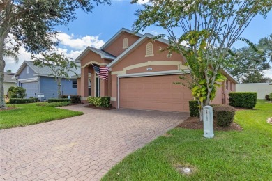 Welcome to your dream retirement home! This charming and on Lake Ashton Golf Club in Florida - for sale on GolfHomes.com, golf home, golf lot