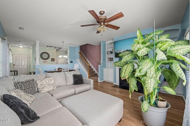 Charming townhome in established Raleigh community. 3 bedrooms on Hedingham Golf and Athletic Club in North Carolina - for sale on GolfHomes.com, golf home, golf lot