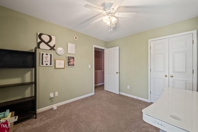 Charming townhome in established Raleigh community. 3 bedrooms on Hedingham Golf and Athletic Club in North Carolina - for sale on GolfHomes.com, golf home, golf lot