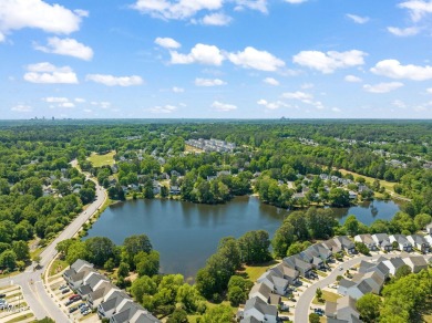 Charming townhome in established Raleigh community. 3 bedrooms on Hedingham Golf and Athletic Club in North Carolina - for sale on GolfHomes.com, golf home, golf lot