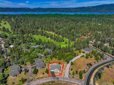 Turnkey, fully furnished McCall mountain getaway - Newly on McCall Municipal Golf Course in Idaho - for sale on GolfHomes.com, golf home, golf lot