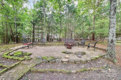 Welcome to this spacious 5-bedroom, bathroom home in the gated on River Hills Country Club in South Carolina - for sale on GolfHomes.com, golf home, golf lot