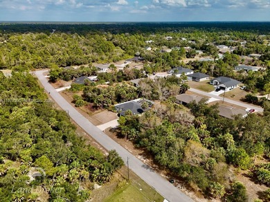Excellent opportunity to own a 0.23-acre vacant residential lot on Bobcat Trail Golf Club in Florida - for sale on GolfHomes.com, golf home, golf lot