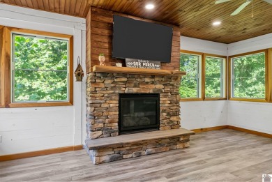 Gorgeous Custom-Built One-Owner Home with nearly 5,000 sq ft and on Arrowhead Golf Club in Kentucky - for sale on GolfHomes.com, golf home, golf lot