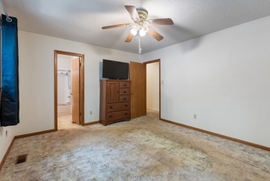 Discover a charming fixer-upper nestled in a secluded, quiet on Mountain Ranch Golf Club in Arkansas - for sale on GolfHomes.com, golf home, golf lot