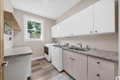 Gorgeous Custom-Built One-Owner Home with nearly 5,000 sq ft and on Arrowhead Golf Club in Kentucky - for sale on GolfHomes.com, golf home, golf lot