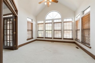 Welcome to the definition of relaxation and comfort at 607 on Oak Tree National Golf and Country Club in Oklahoma - for sale on GolfHomes.com, golf home, golf lot