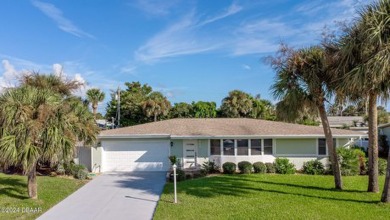 GORGEOUS fully renovated 4 Bed/2 Bath POOL HOME in the PRIME on Oceanside Country Club in Florida - for sale on GolfHomes.com, golf home, golf lot